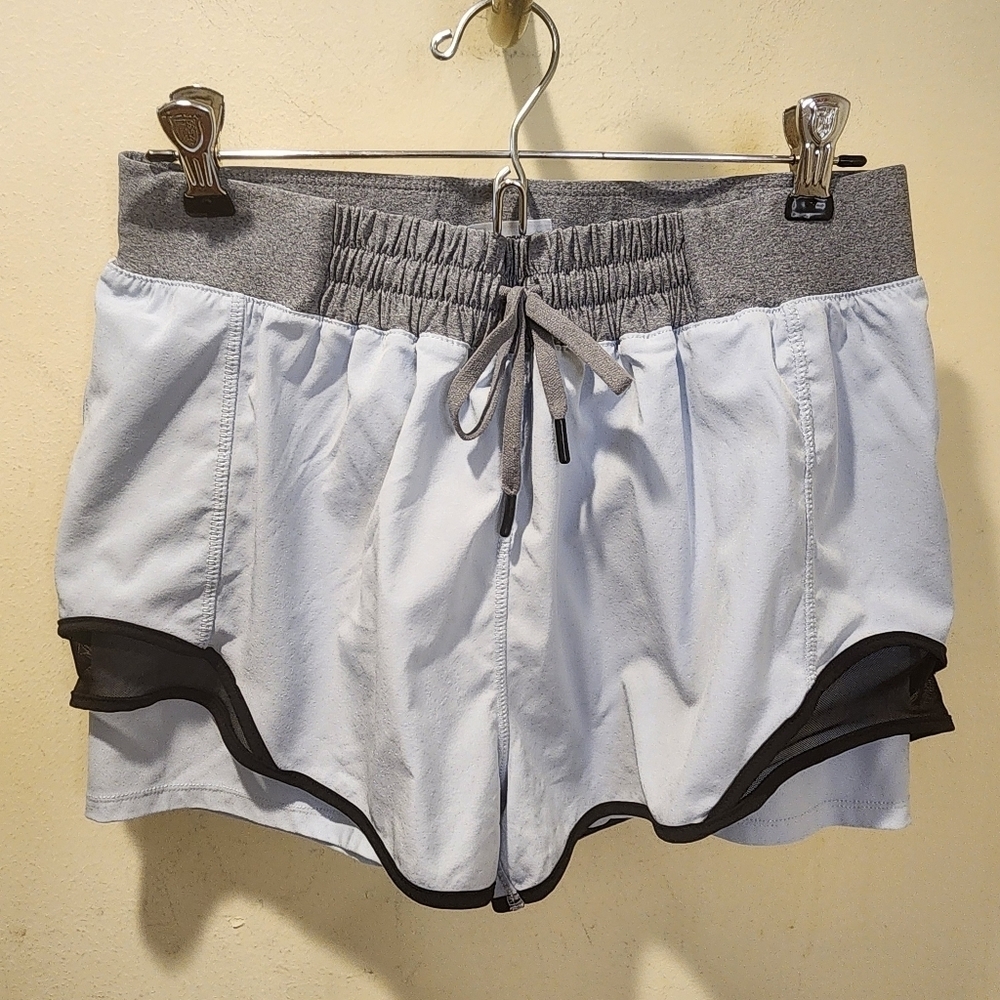 MPG women's athletic short size M